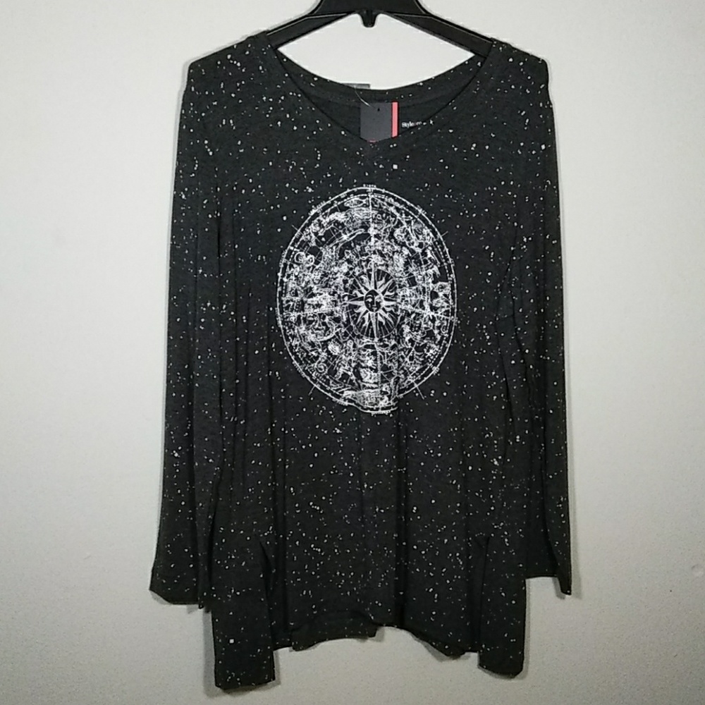 Style & CO Women's Stretch Celestial Design Top